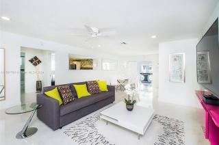 Seabreeze Villa in Dania - 0