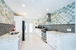 Seabreeze Villa in Dania - 8
