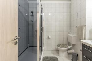 Apartments with parking space Kastel Novi, Kastela - 24645 - 2