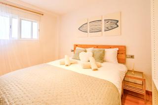 Ayora Penthouse - Jacuzzi, Huge Private Rooftop, BBQ, Sunset Views, FastWifi, AC - 8