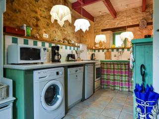 Cosy holiday home with terrace near Quimperlé, cleaning included - Querrien - 6