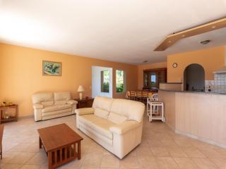 Modern villa with private pool, cleaning included - Tiuccia - 0