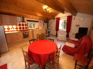 Stunning, detached holiday home on a hill, cleaning included - Saint-Pierre-de-Colombier - 8