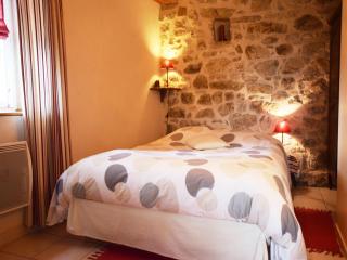 Stunning, detached holiday home on a hill, cleaning included - Saint-Pierre-de-Colombier - 5