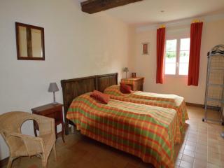 Holiday Home in Le Mesnil-Boeufs with Garden, cleaning included - Isigny-le-Buat - 7