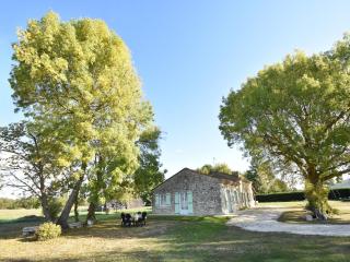 Peaceful Stay in Saint-Nexans, cleaning included - Saint-Nexans - 2