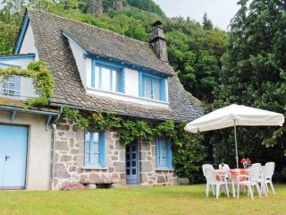 Holiday Home in Vic-sur-Cère with Balcony, cleaning included - Vic-sur-Cère - 5
