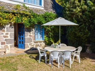 Holiday Home in Vic-sur-Cère with Balcony, cleaning included - Vic-sur-Cère - 7