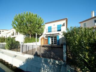 Villa in Aigues-Mortes with Marina View, cleaning included - Aigues-Mortes - 0