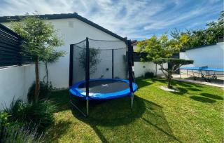 Three-Bedroom Apartment In Svetvincenat - 3