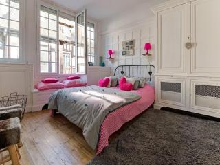 Apartment in Isigny near Cotentin Marshes, cleaning included - Isigny-sur-Mer - 0