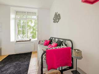Apartment in Isigny near Cotentin Marshes, cleaning included - Isigny-sur-Mer - 2