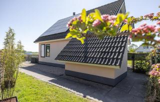 Nice Home In Tzummarum With Wifi - Tzummarum - 1