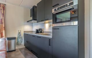 Nice Home In Tzummarum With Wifi - 5