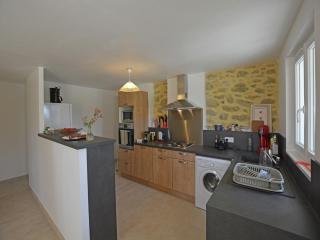 Elegant Villa Near Ardèche, cleaning included - Saint-Michel-d'Euzet - 8