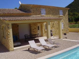 Elegant Villa Near Ardèche, cleaning included - Saint-Michel-d'Euzet - 6