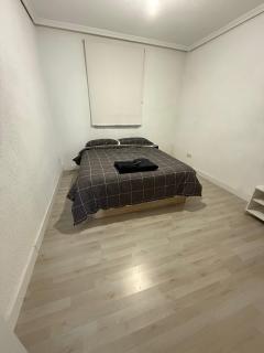 Room Today Madrid Camino Viejo - Madrid - 8