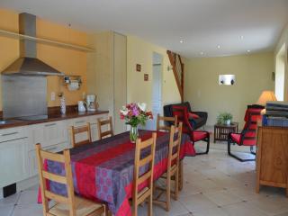 Cottage in Normandy near Forest & Lake, cleaning included - - 0
