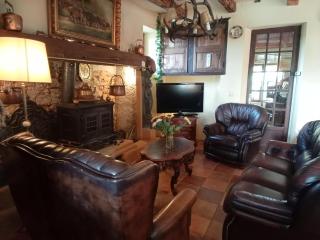 Authentic holiday home with private pool, cleaning included - Puy-lʼÉvêque - 8
