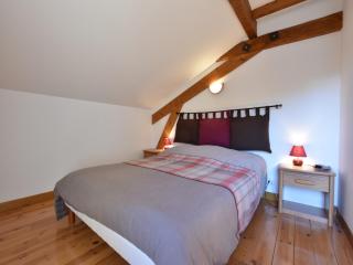 Holiday Home in Vosges with Garden and BBQ, cleaning included - Le Haut-du-Them - 4