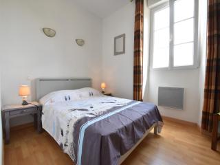 Holiday Home in Crux-la-Ville near Lake, cleaning included - 0