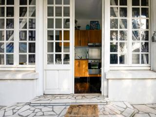 Apartment in Isigny near Cotentin Park, cleaning included - Isigny-sur-Mer - 1