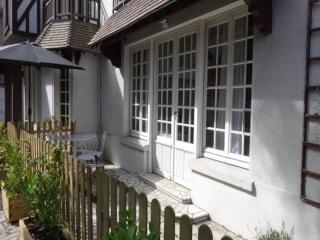 Apartment in Isigny near Cotentin Park, cleaning included - Isigny-sur-Mer - 3