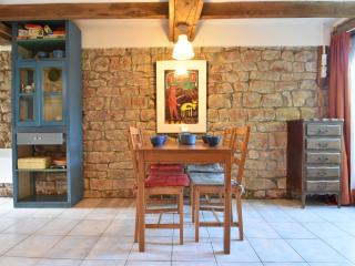 Holiday Home in Saizy with Patio, cleaning included - - 0