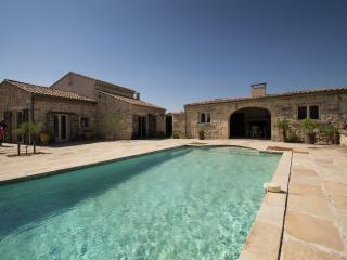 Vineyard Villa in Montfrin, cleaning included - Montfrin - 9