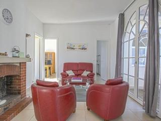 Holiday Home in Bayeux near the Sea, cleaning included - Sainte-Honorine-des-Pertes - 9