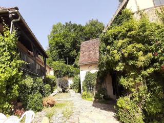 Holiday Home in Altillac with Pool and Garden, cleaning included - Altillac - 4