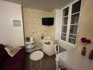 Bayeux Coastal Flat with Charm - Bayeux - 5