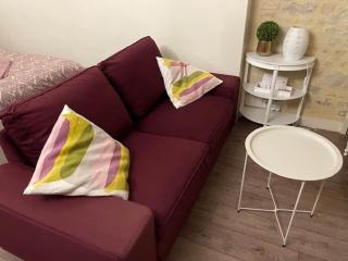 Modern Bayeux Hideaway - 7