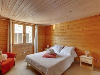 Holiday Home in Le Cheylard with Fireplace, cleaning included - Le Cheylard - 8