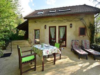 Beautiful holiday home with terrace in Onlay, cleaning included - Onlay - 2