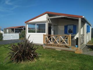 Holiday Home in Grandcamp-Maisy near Beaches, cleaning included - Grandcamp-Maisy - 4