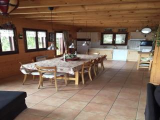 Chalet in Les Gets near Ski Bus & Sauna, cleaning included - Les Gets - 7