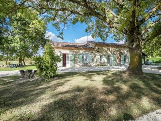 Family Retreat in Saint-Nexans, cleaning included - Saint-Nexans - 4