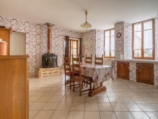 Vintage holiday home with private garden, cleaning included - Nouart - 5