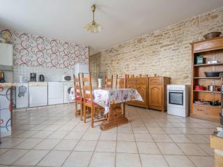 Vintage holiday home with private garden, cleaning included - Nouart - 4