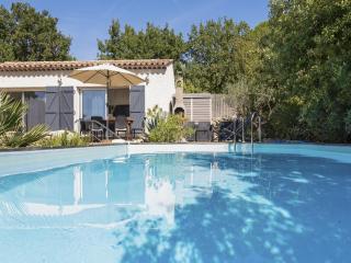Holiday Home in Brignoles with Private Pool, cleaning included - Brignoles - 8