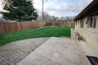 Cheerful & cozy farmhouse 2 bedroom home - Greenwood - 6