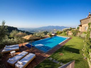 Tuscan Farmhouse with Infinity Pool Retreat - Matraia - 4