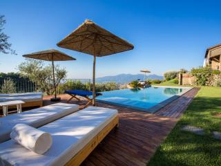 Tuscan Farmhouse with Infinity Pool Retreat - Matraia - 9