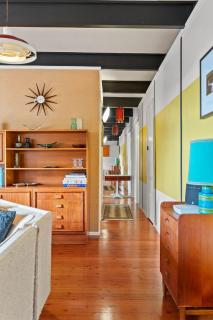 A 1960s Icon Nino Beachcomber - Faulconbridge - 3