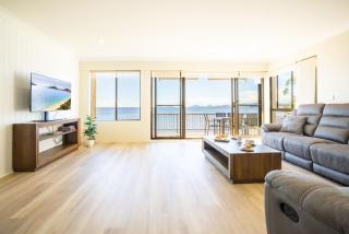 The Pelicans 6, 53 Soldiers Point Rd - stunning waterfront unit - Soldiers Point - 6