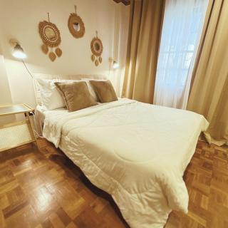 Private 2BR Unit Netflix, WiFi & Comfort - Mati - 4