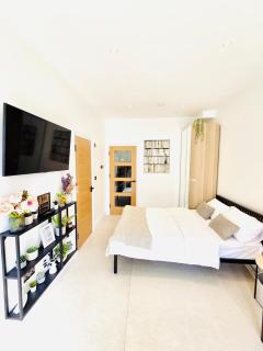 Chic Apartment E10 - 0