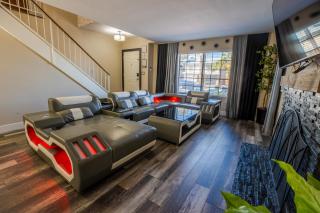 1800 SqFt House W/Heated Pool Spa 13Min From Strip - Henderson - 5