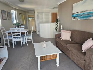 Bel Air on Broadbeach - 1 br apartment - 2